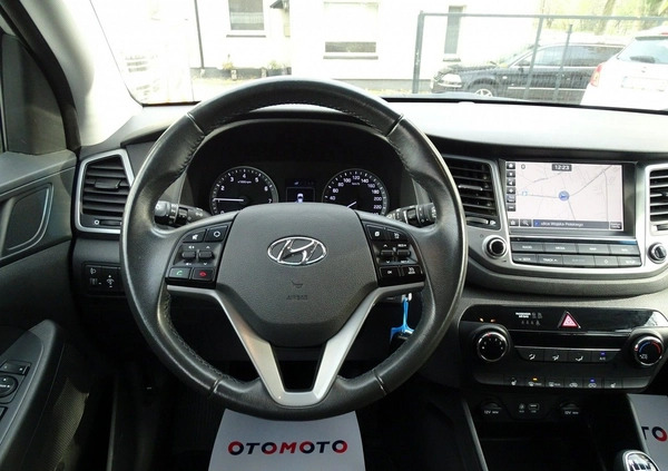 Hyundai Tucson cena 87900 przebieg: 52400, rok produkcji 2018 z Kościerzyna małe 352